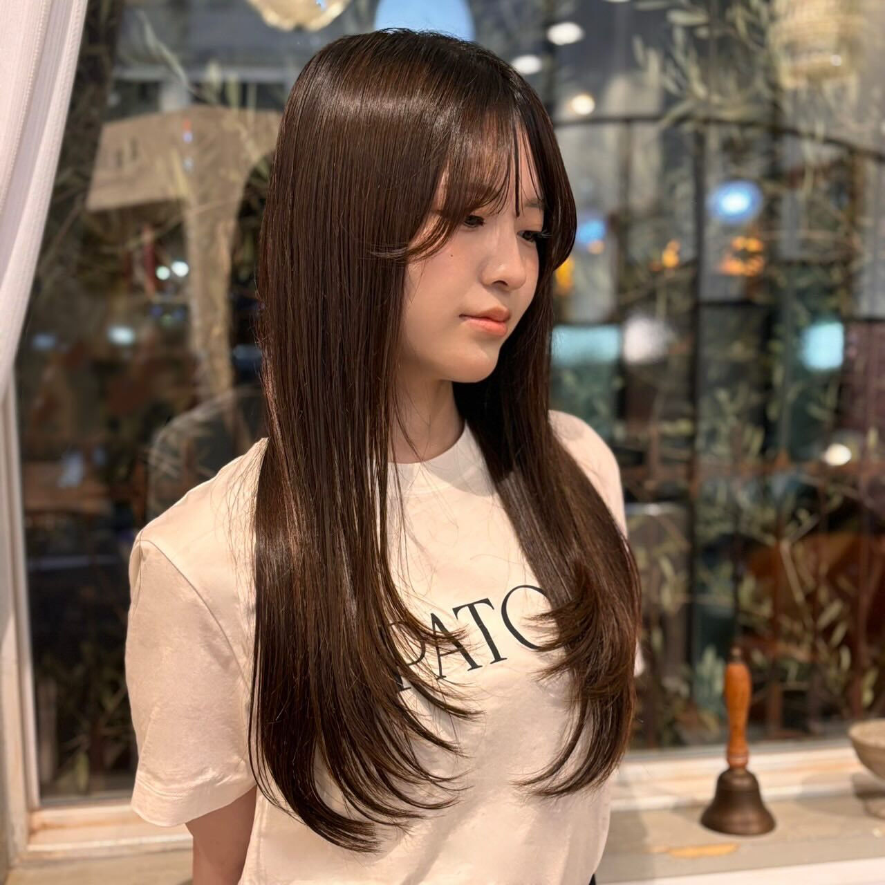 ロングレイヤー顔周りカット
